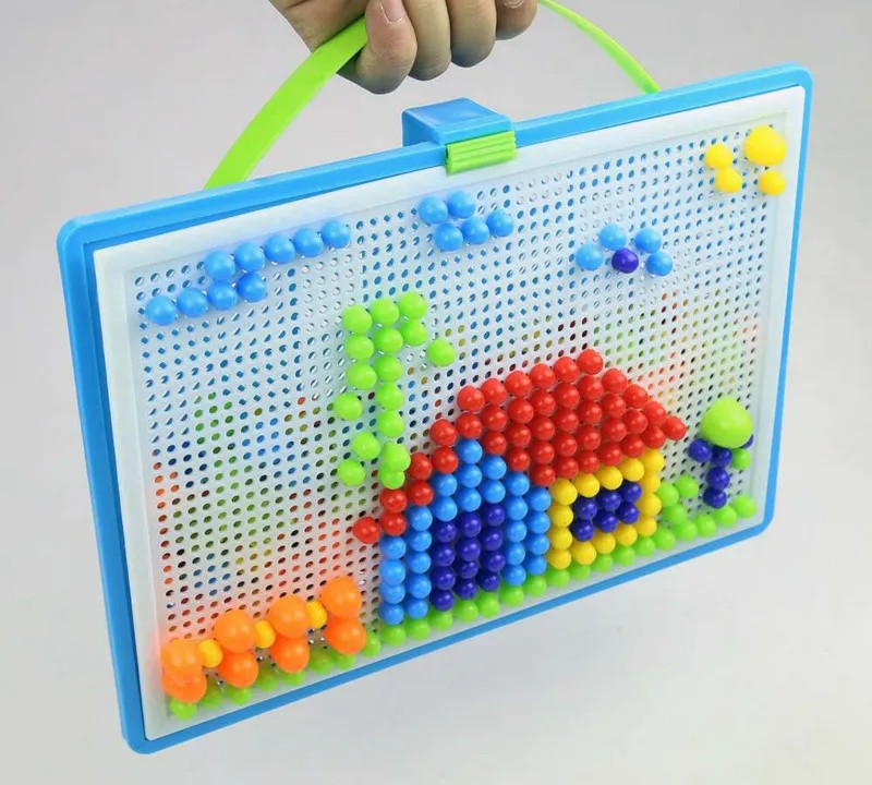 CoguCraft: Kit creativo de arte con clavijas para pequeños constructores