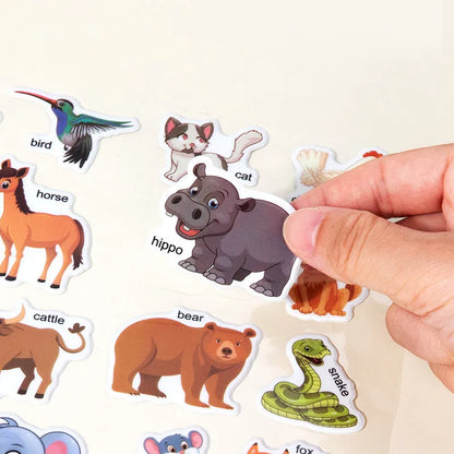 StickerStory: Libro de pegatinas reutilizables para niños